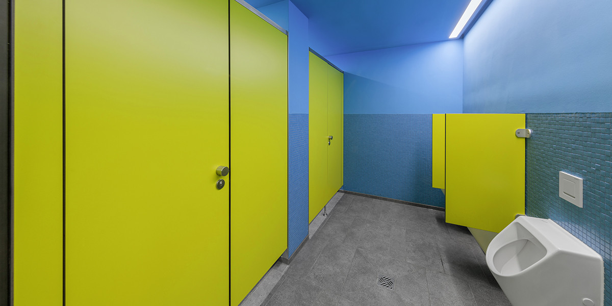 Parete divisoria per bagni pubblici Kemmlit PRIMO F